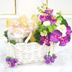 กระเช้าหวายข้าวเหนียวมะม่วง+ชุดน้ำอบขนาดใหญ่